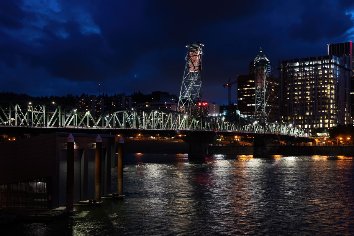 Hawthorne drawbridge, Portland, Oregon