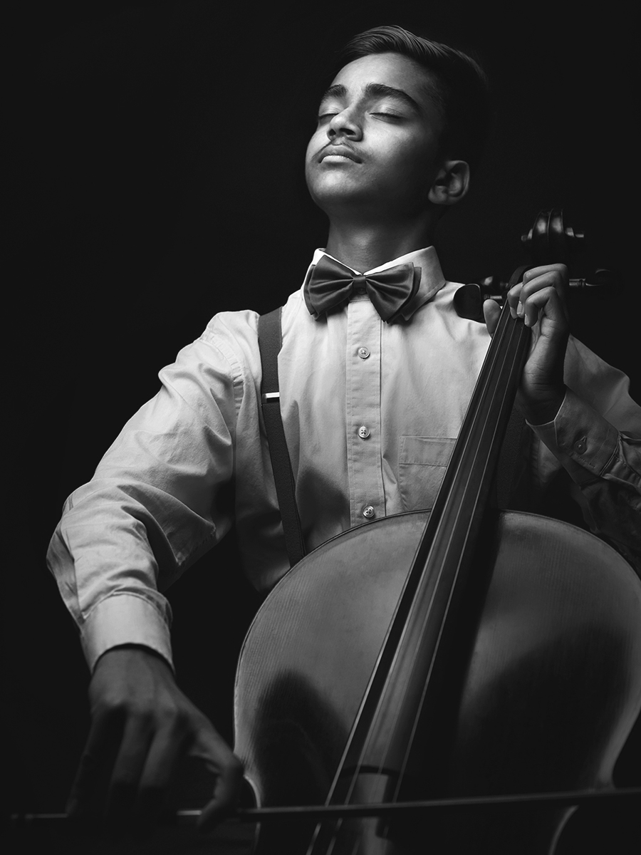 Soulful Cellist