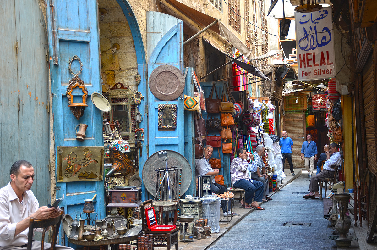 The Alley Where Everyone Is Minding His Own Business