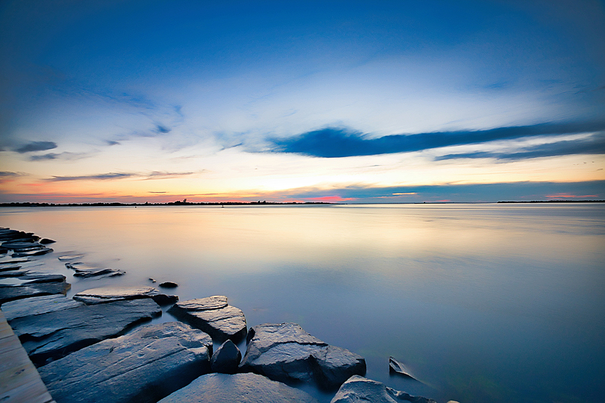 Sunset is the time of the day when the sky looks like it was spray-painted by an artist