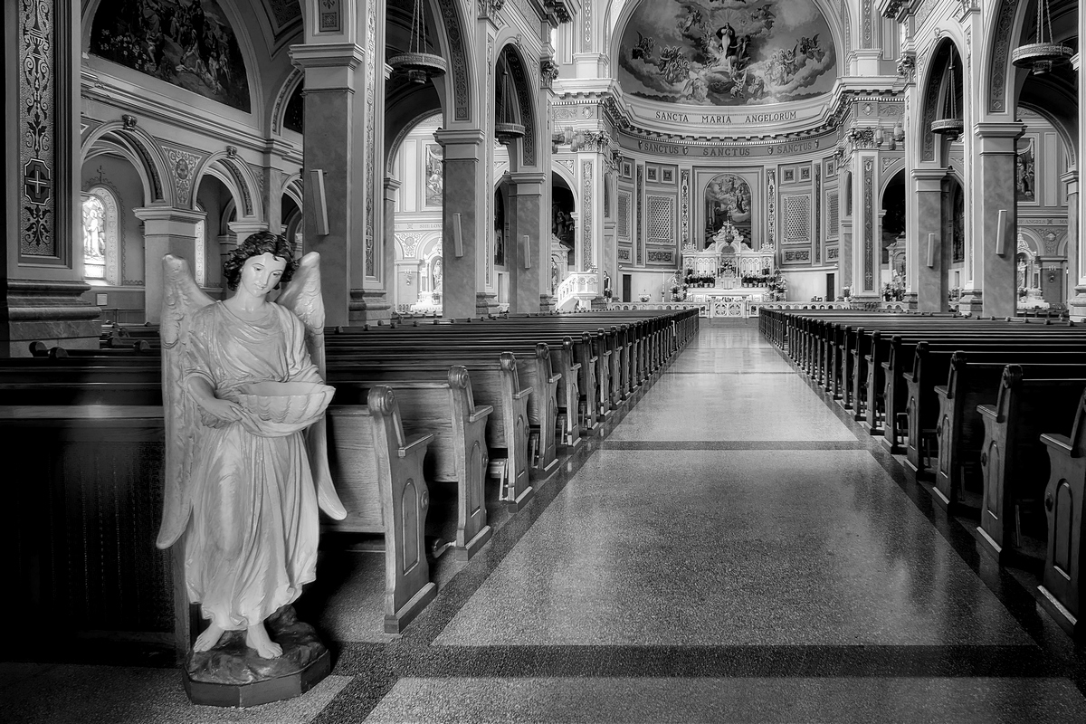 Angel, Catholic Church, Chicago