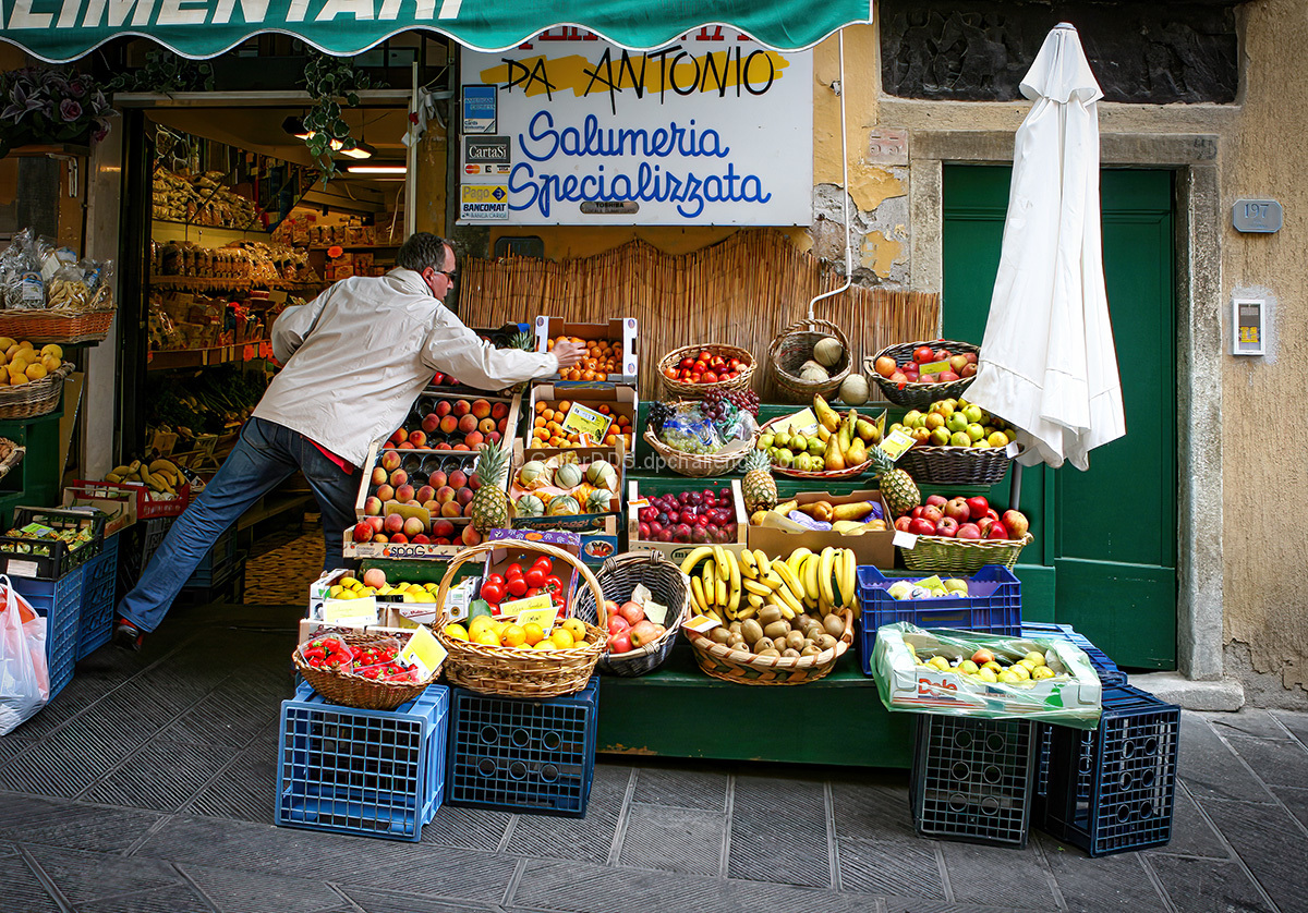 An Italian Market 