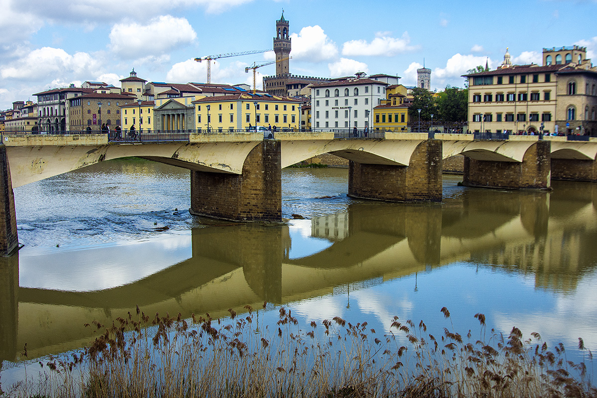 crossing the Arno