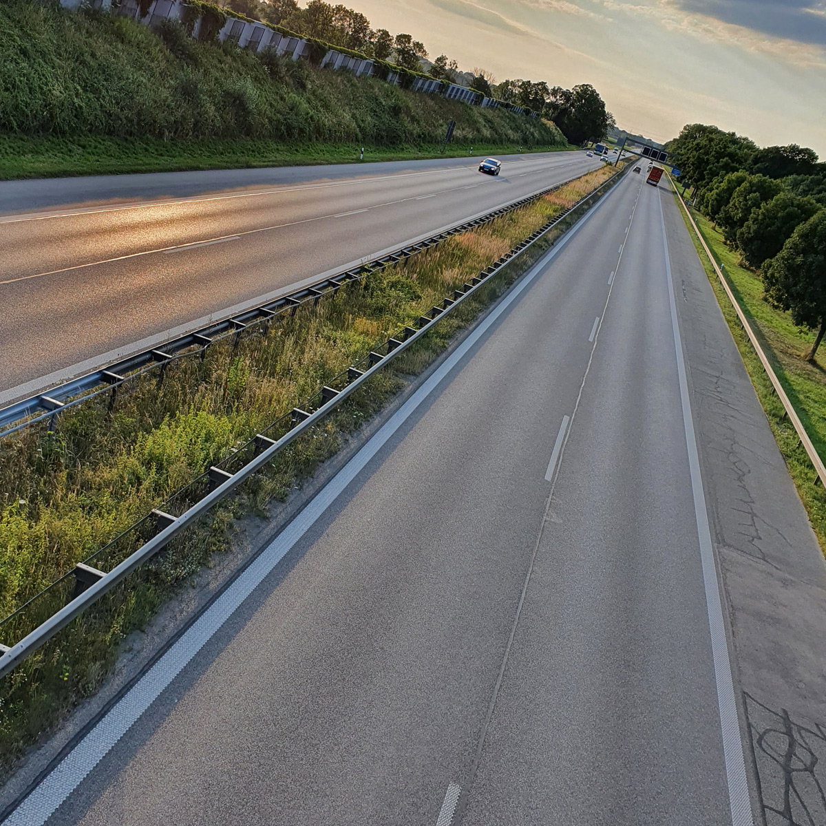 Avoid the TOP 5 mistakes when riding on a highway