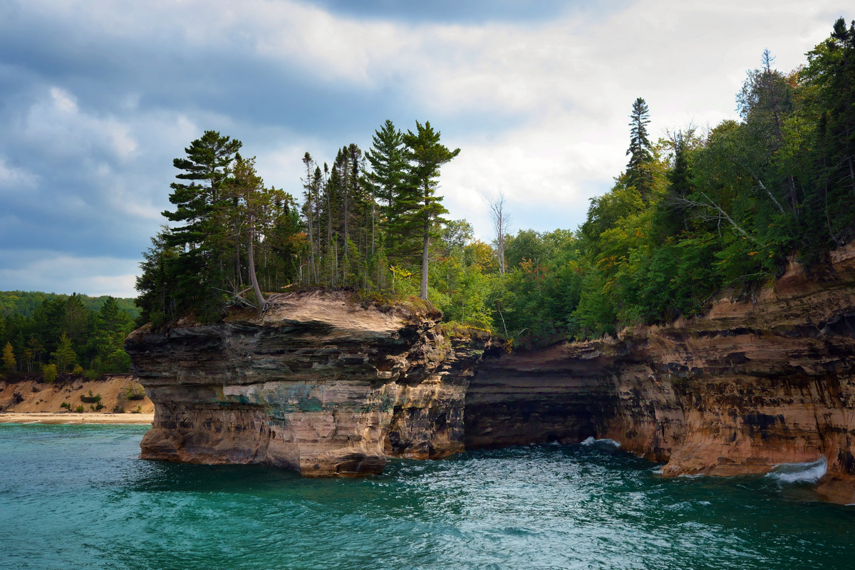 Chapel Cave, Pictured Rocks