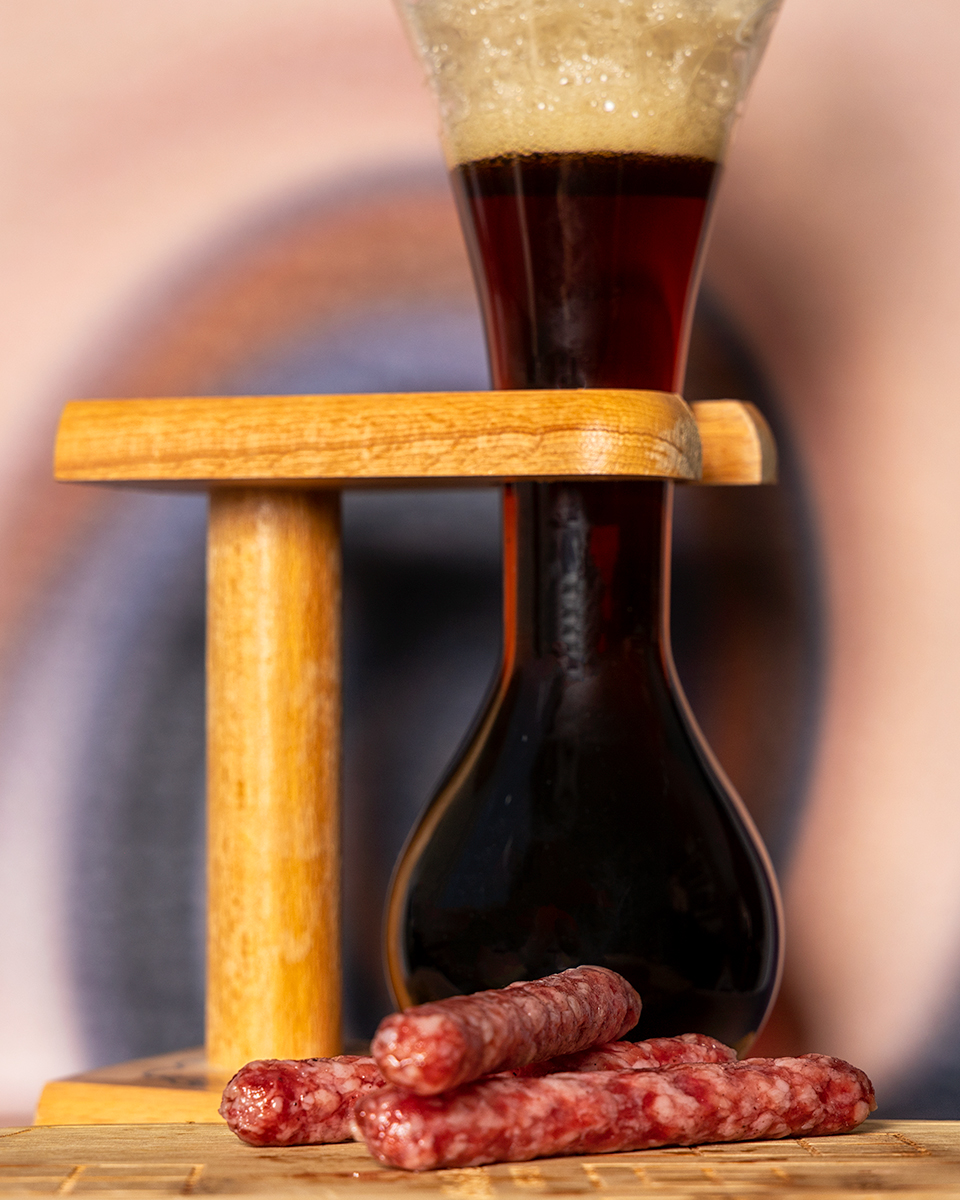 Beer holder with sausages