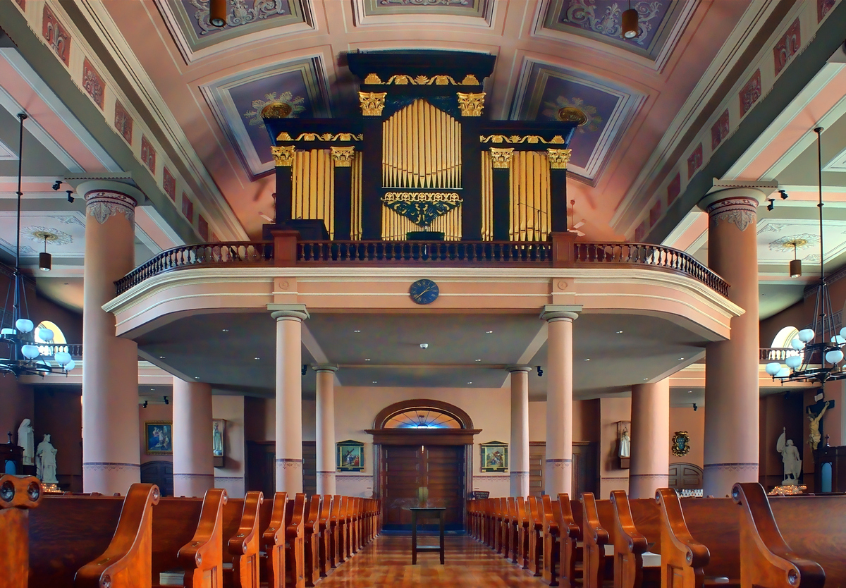 Organ, Basilica of St. Louis, King of France