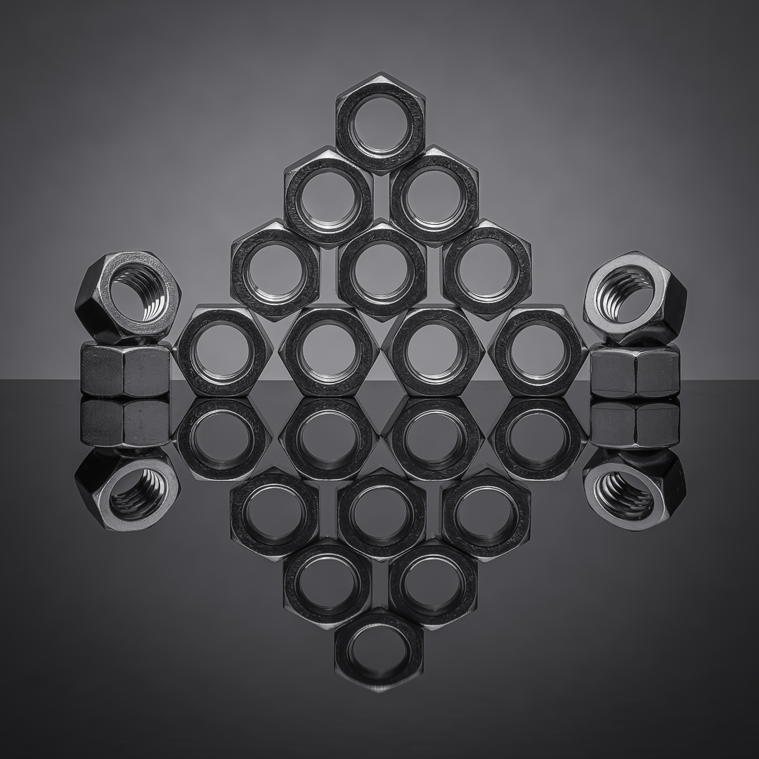Threaded hole