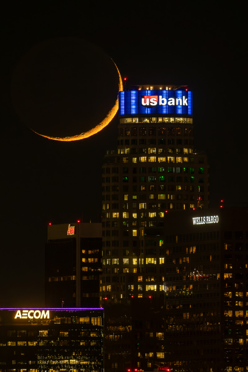 Moonset & A Highrise