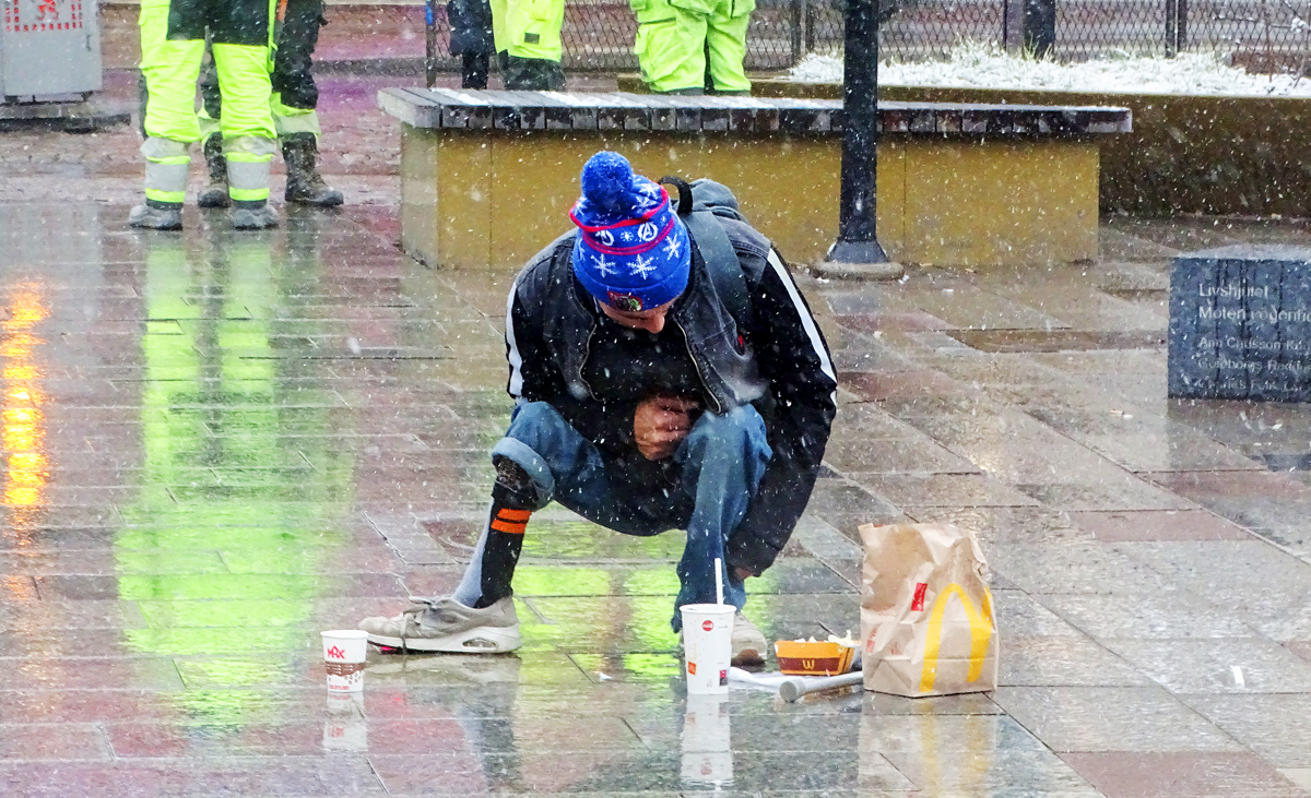 It\'s a joy to have food and a good hat in this weather