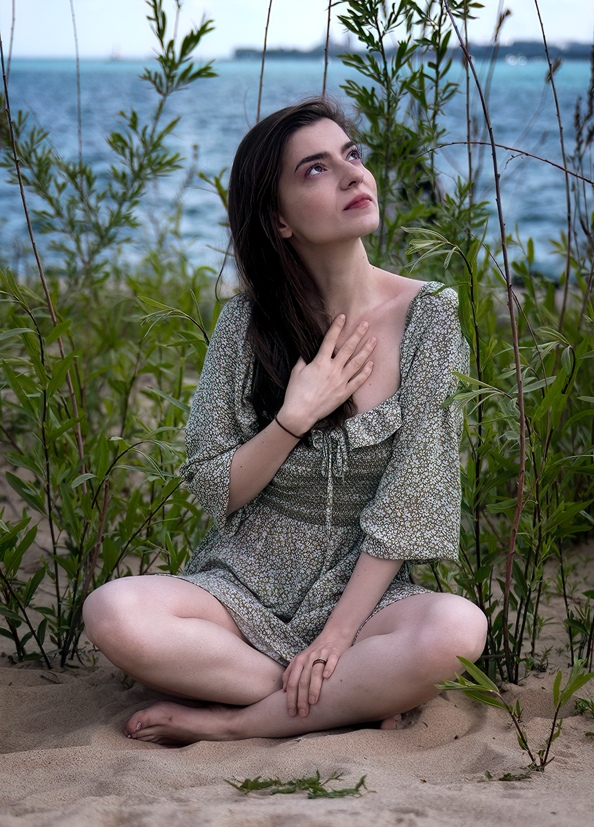 Gabriela's exquisite neckline