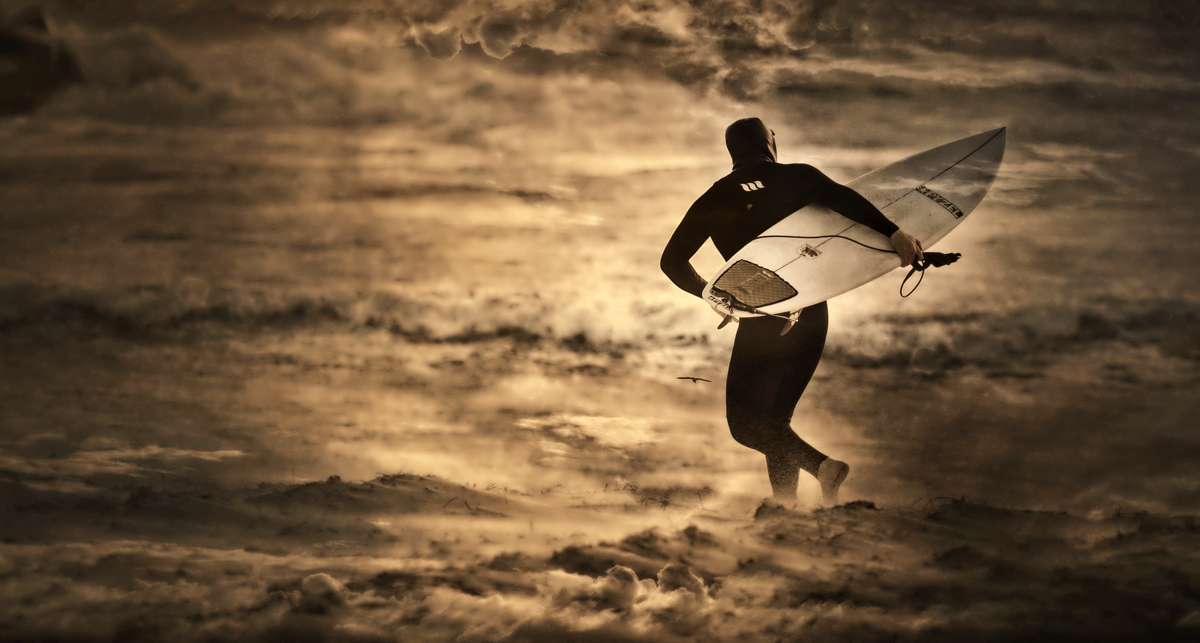 Brave surfer