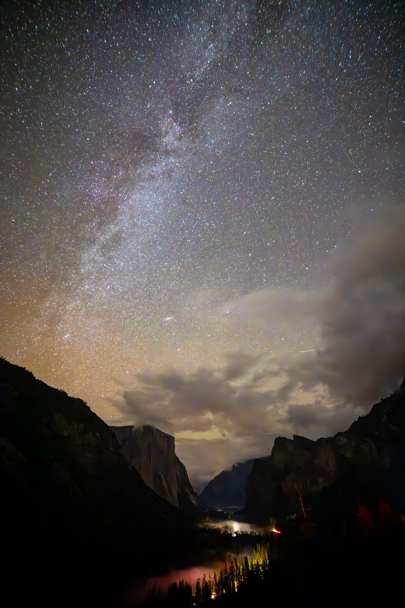 Milkyway over Yosemite Valley
