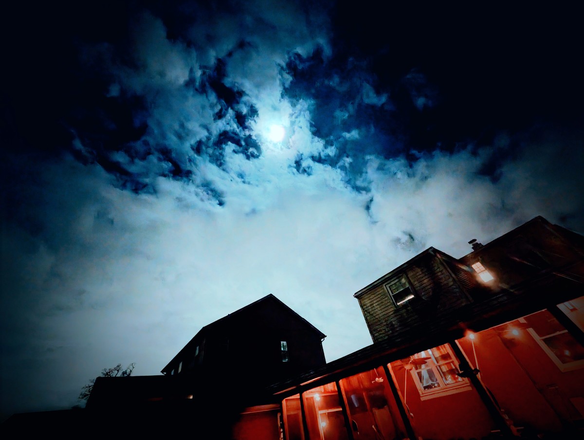 December moon