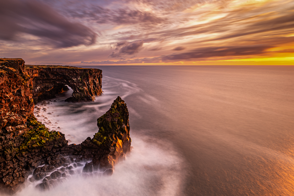 Sea cliff