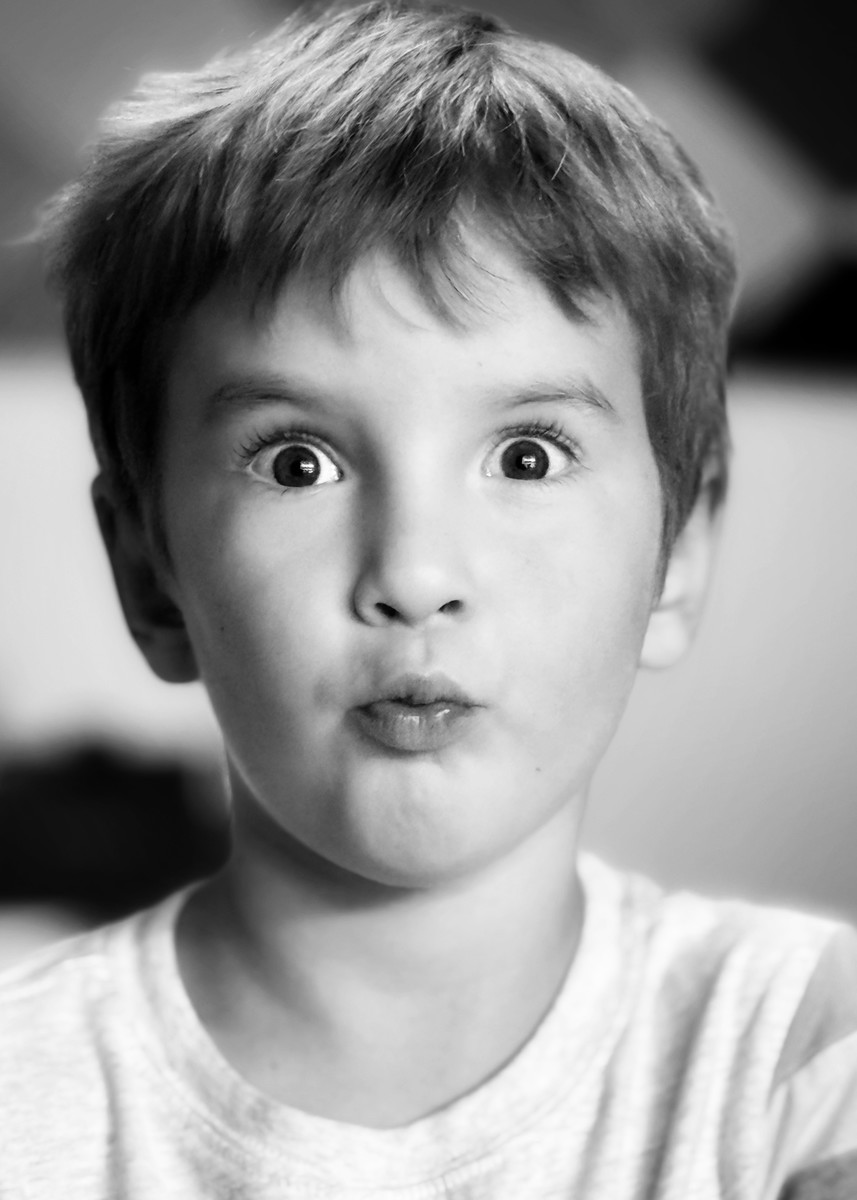 make a face