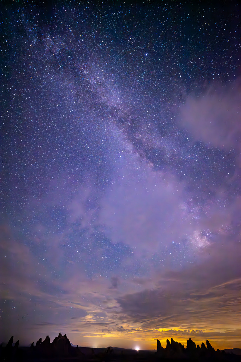 Milkyway over Trona Pinacles