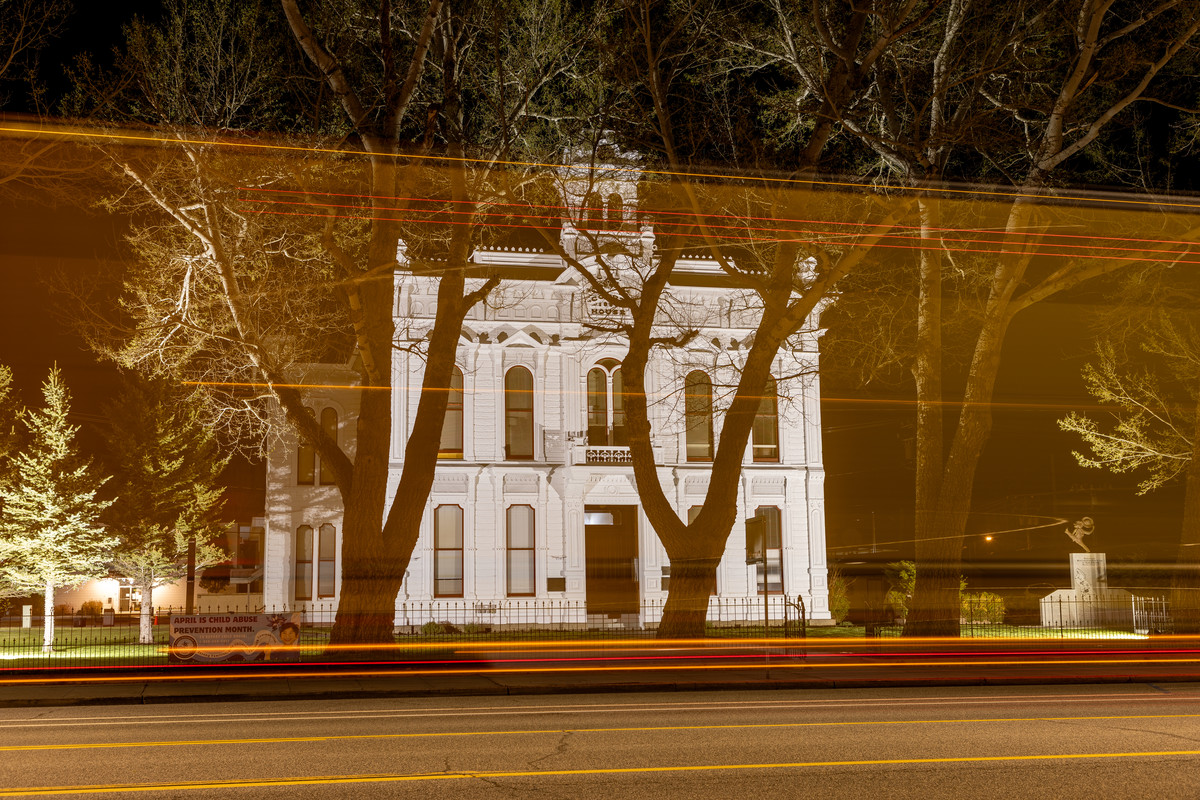 Courthouse and a truck