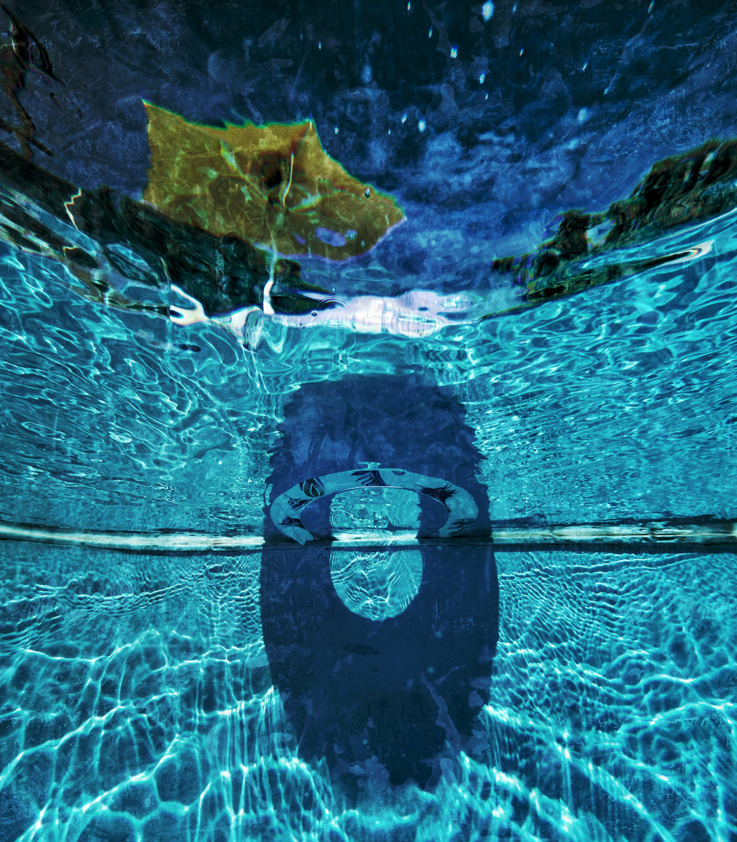 Pool ring from below