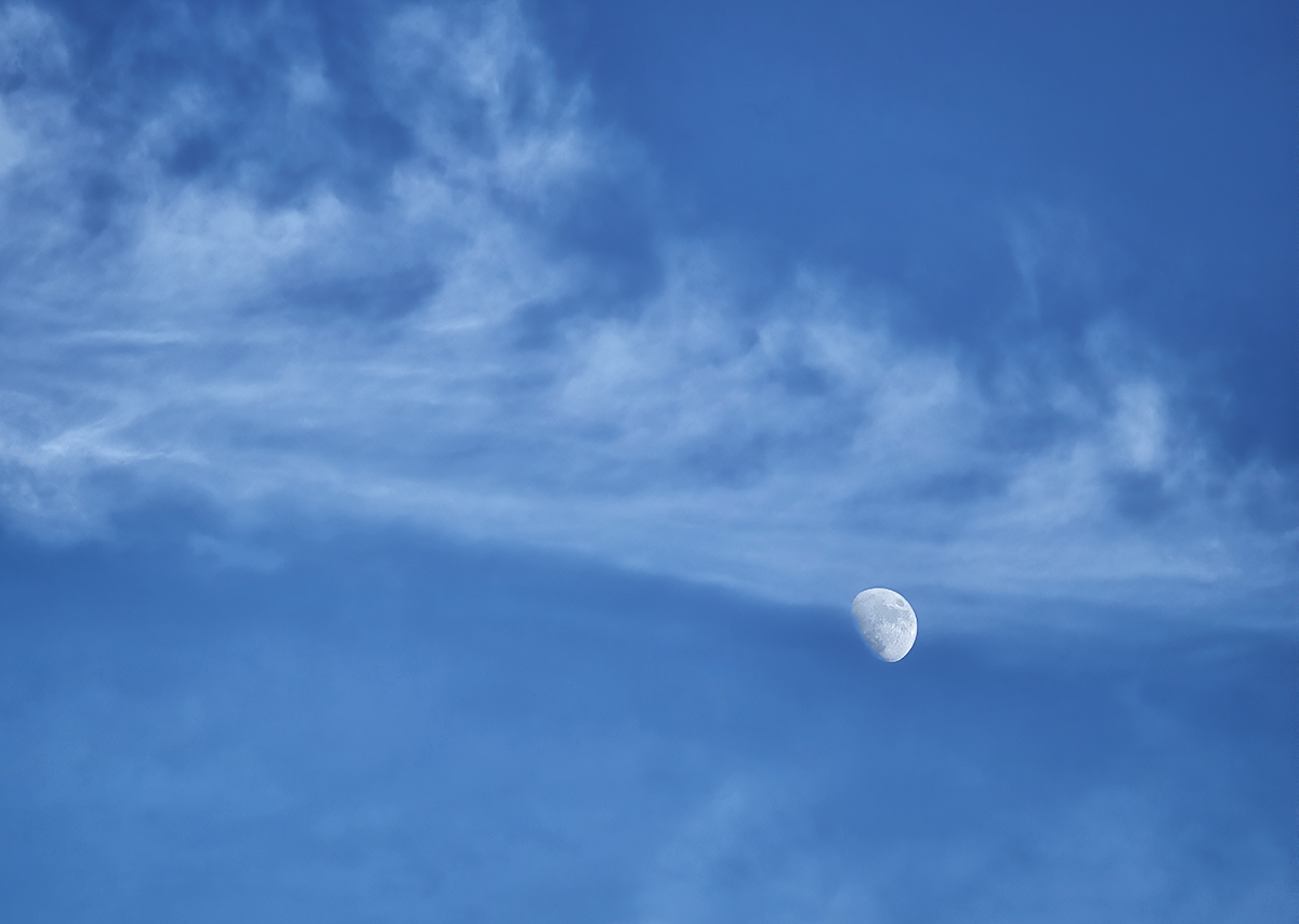 Moonbreath