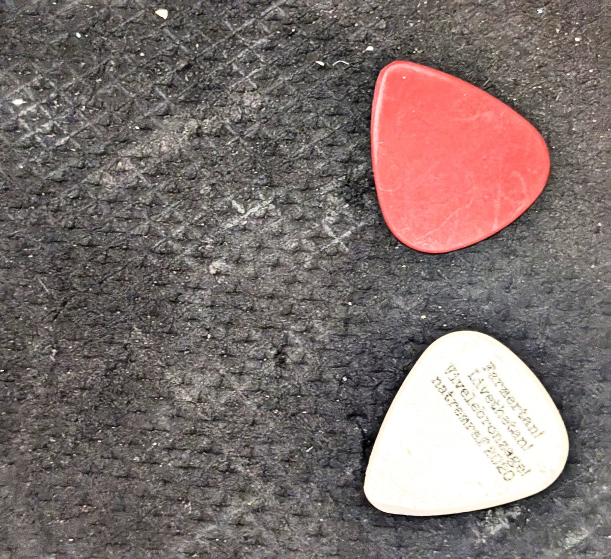 Plectron space