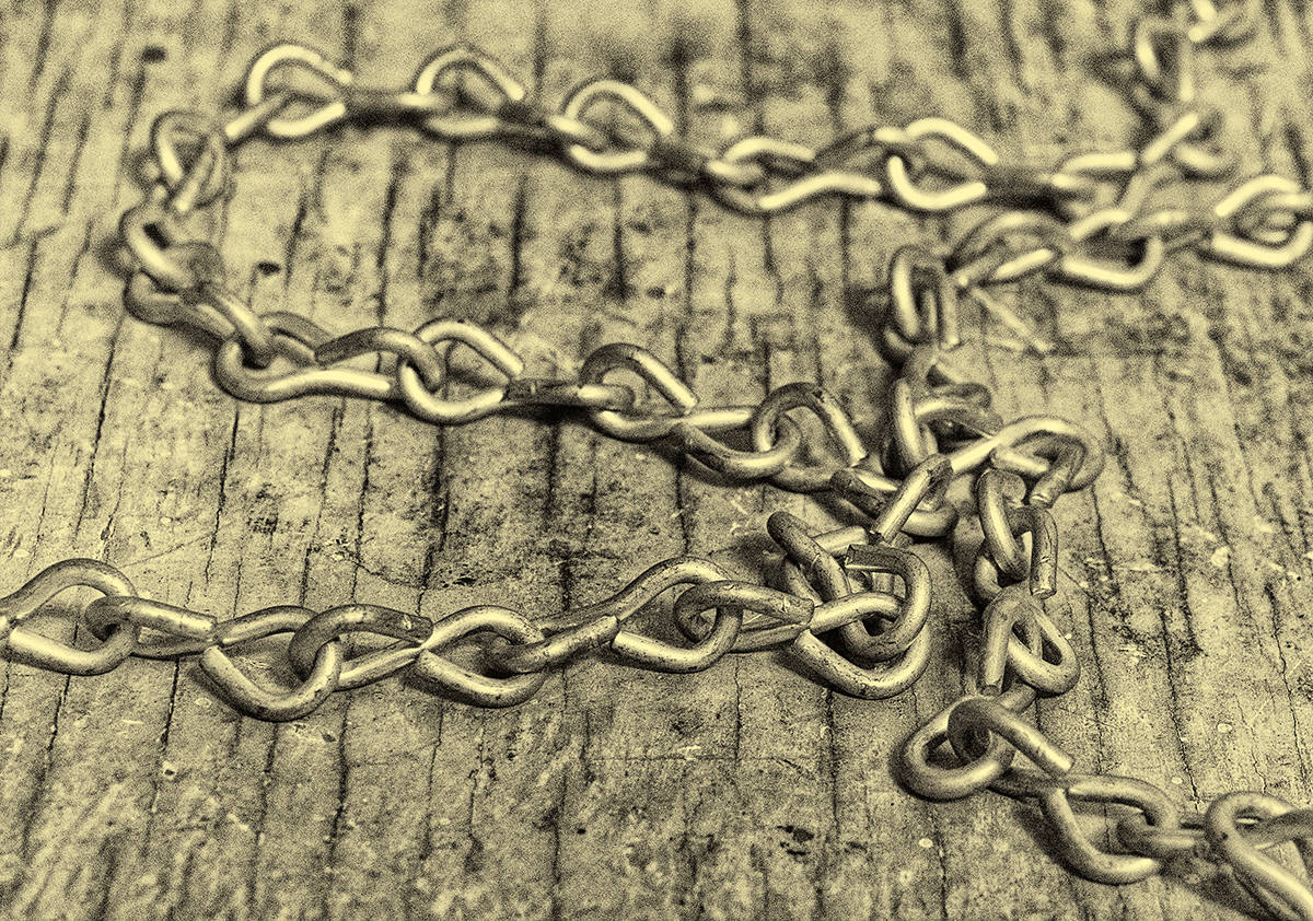 chain unattached