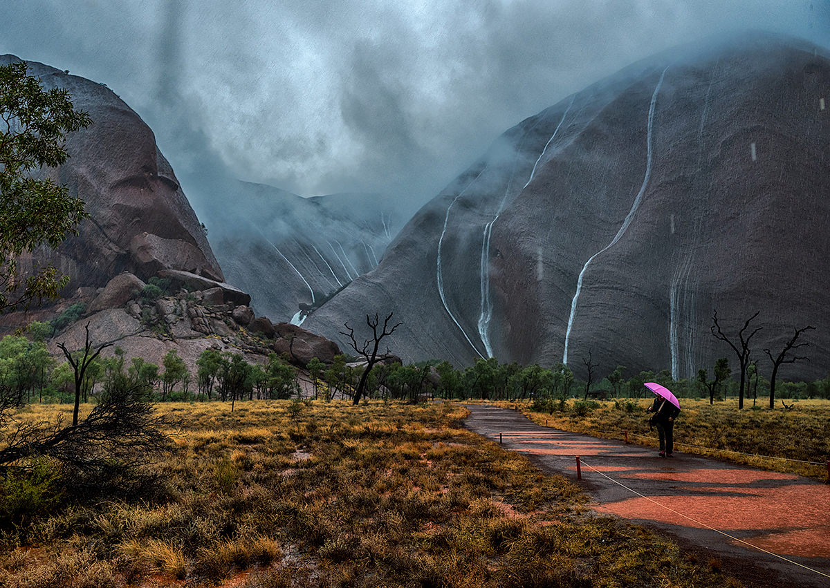 The Rains Come to Uluru
