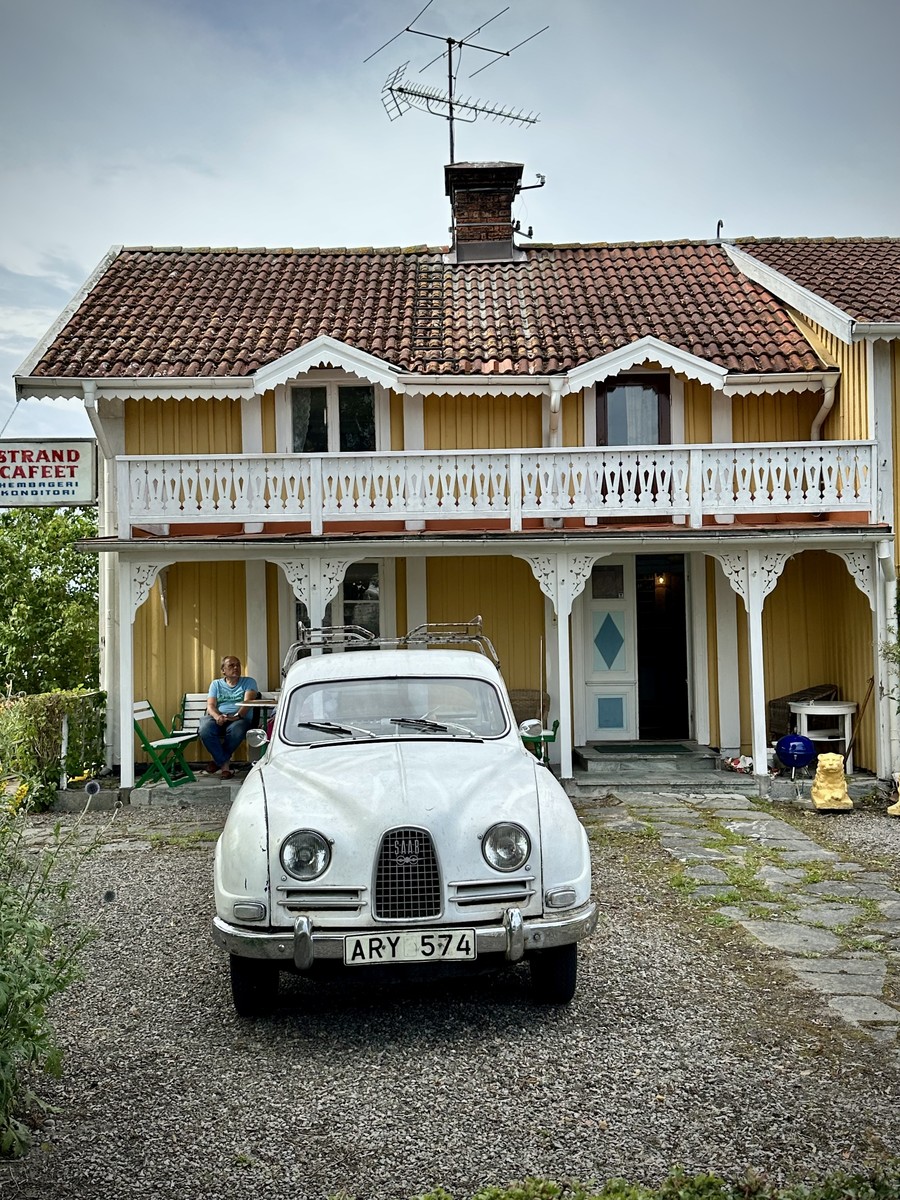 A Car in the Garden 