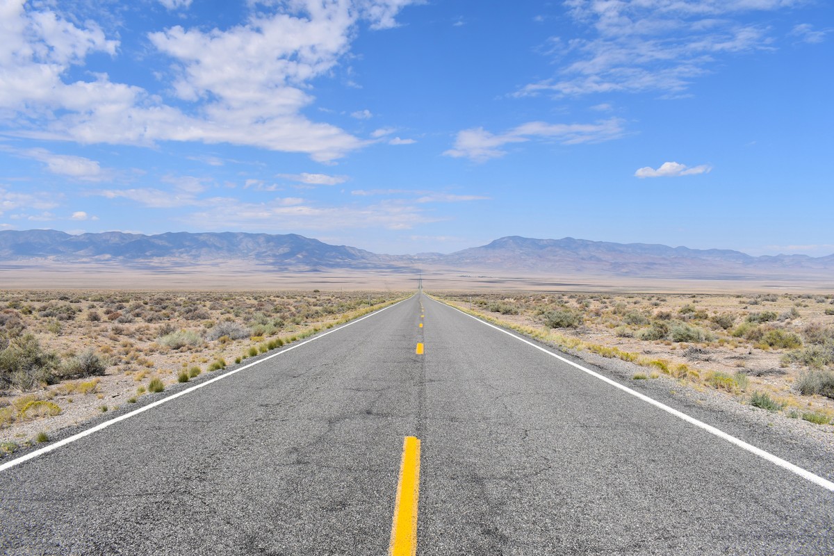 The road is calling and I must go. 