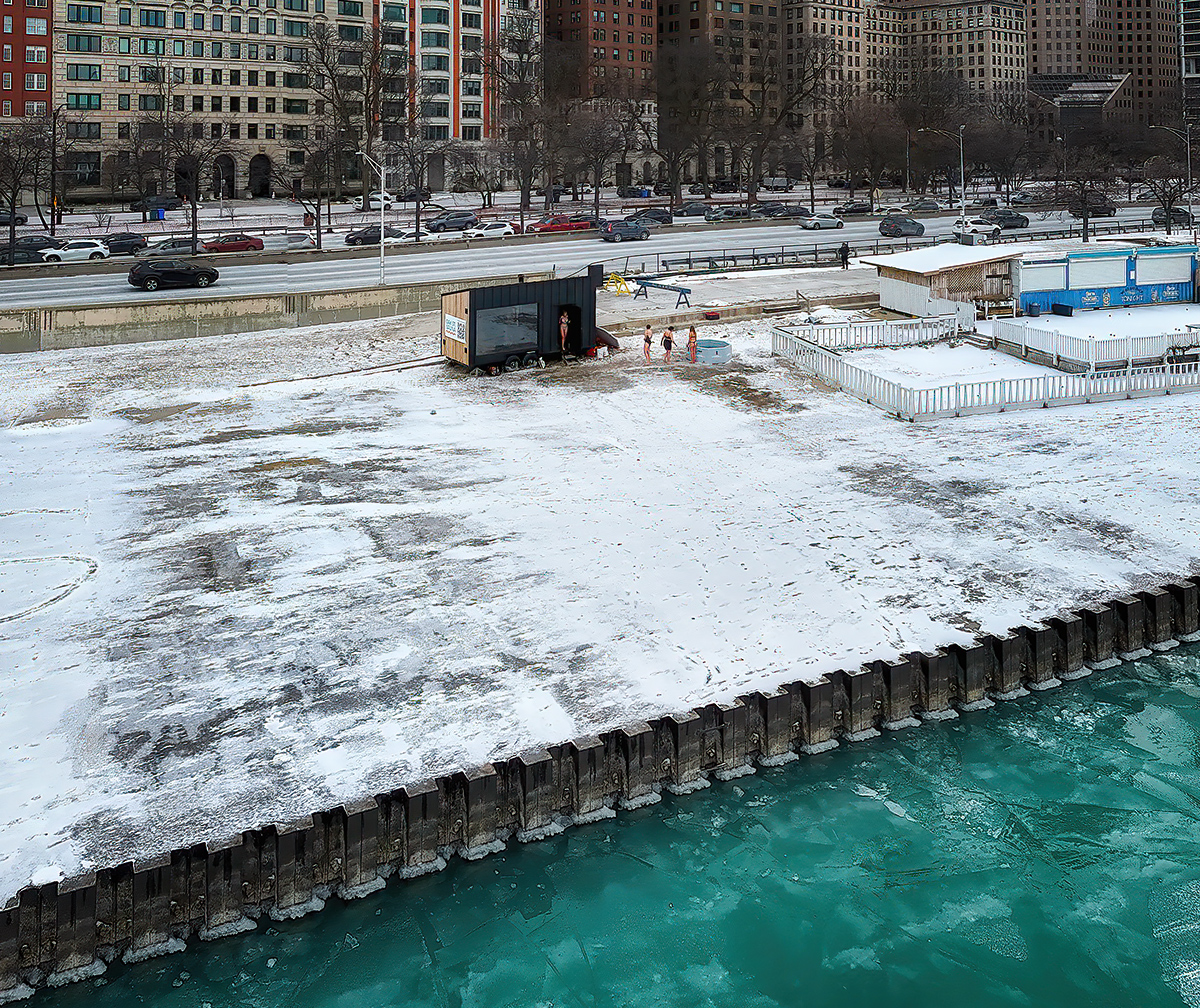 Lakefront sauna and plunge pool on a 9°F day because YOLO