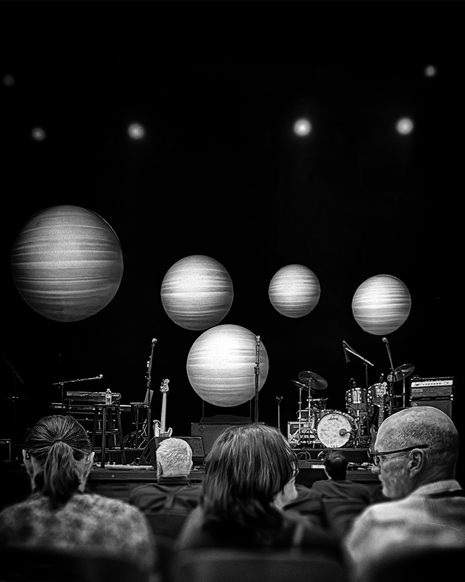 Circles. SO many Circles. 