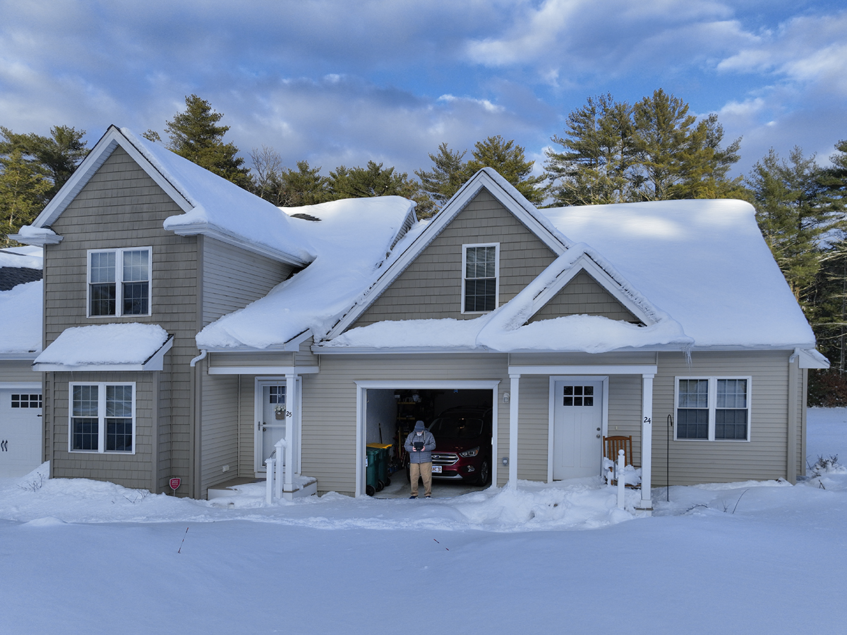 Looking for the plow team: will they dig us out before dark?