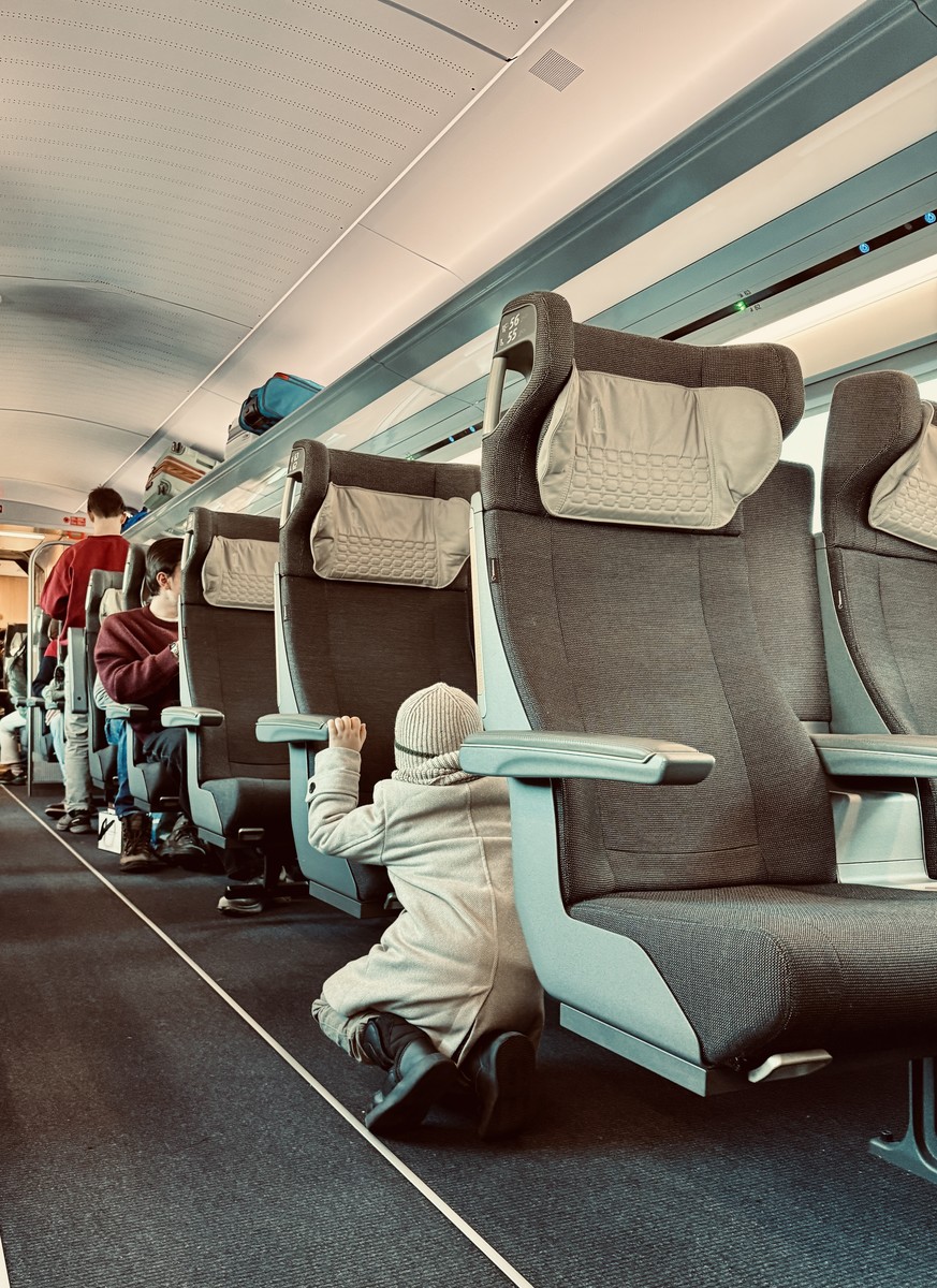 The 9:47 to London