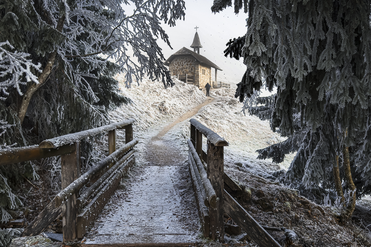 Hike to the Chapel