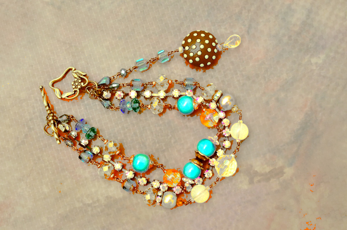 Beads_1162620ByPixelpig-A