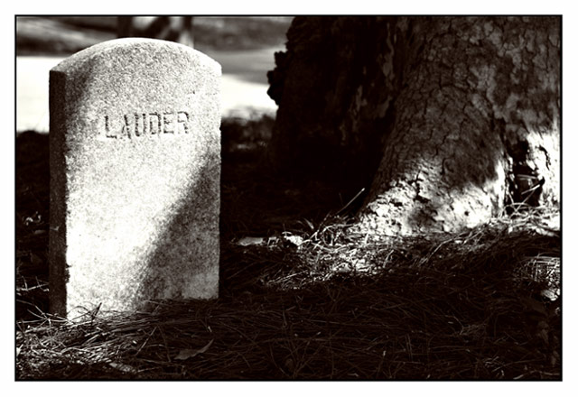 Lauder Grave