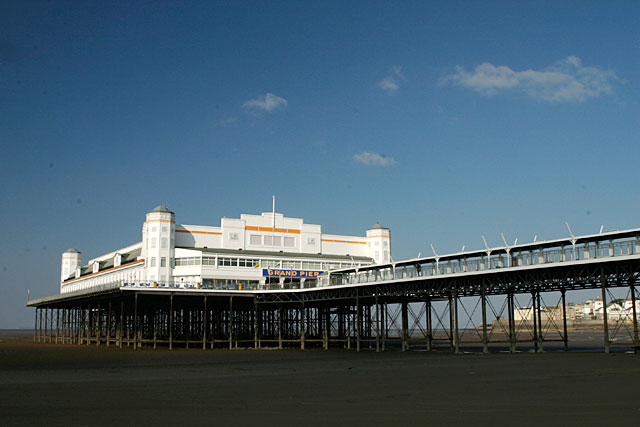 pier2.jpg