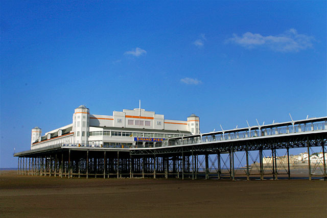 pier2_2.jpg