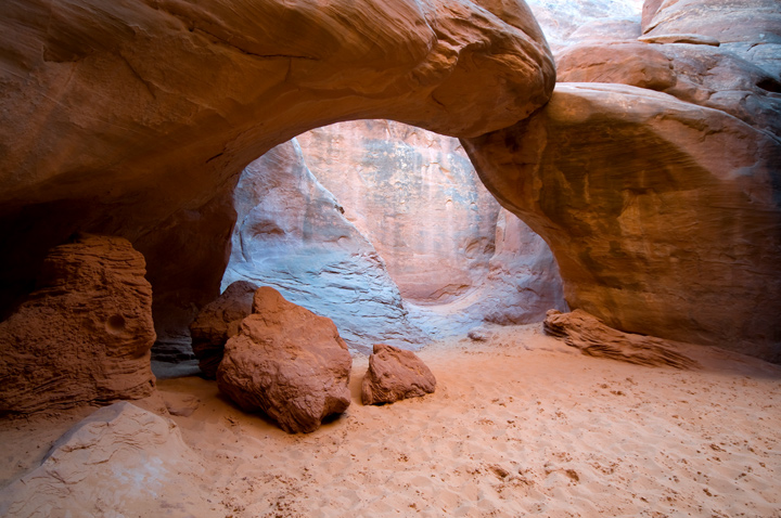 Sand Dune Arch