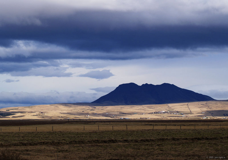 Dark mountain