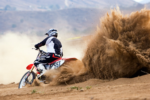 Moto Dust