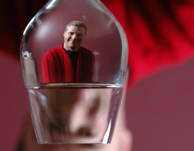 moi_glass1.jpg