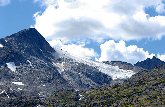 mountain.jpg