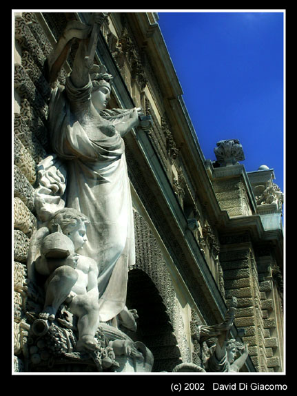 Louvre