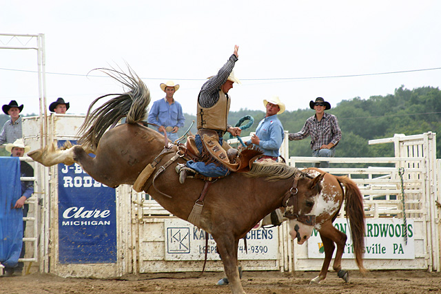 Saddle Bronc Riding - 03