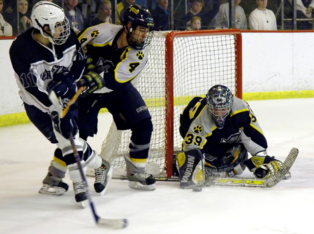 Icers vs. Michigan-Dearborn