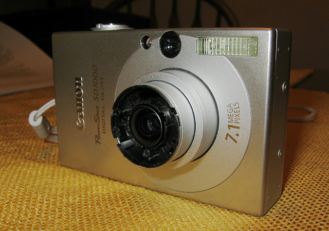 Canon SD1000