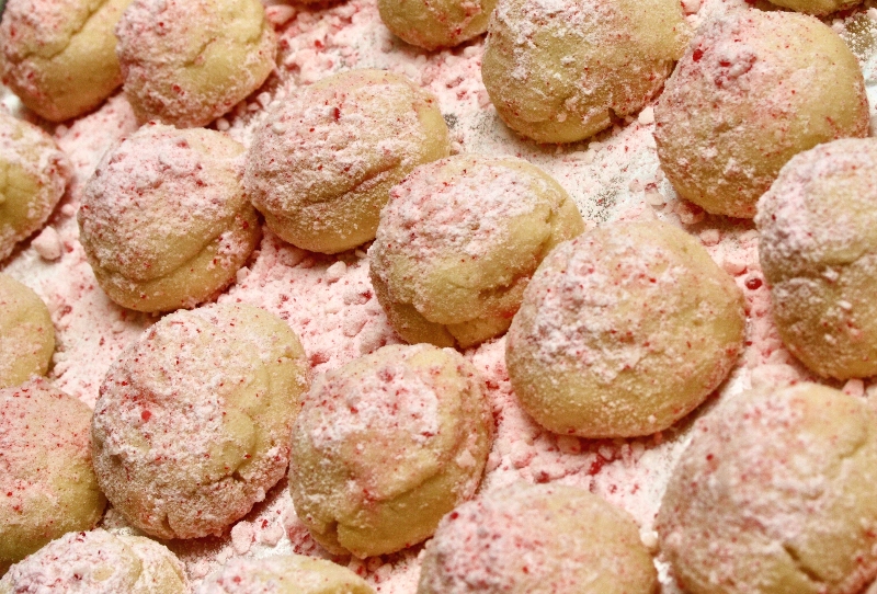 Peppermint Snowballs