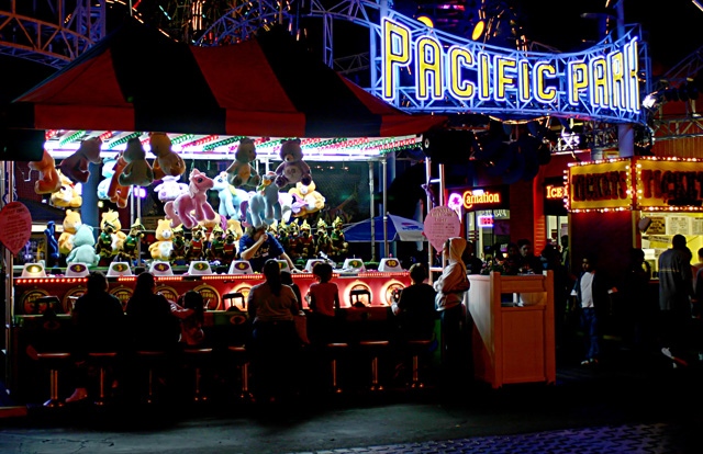 santa monica pier color