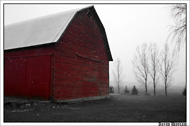 Barn1redonlysmall.jpg